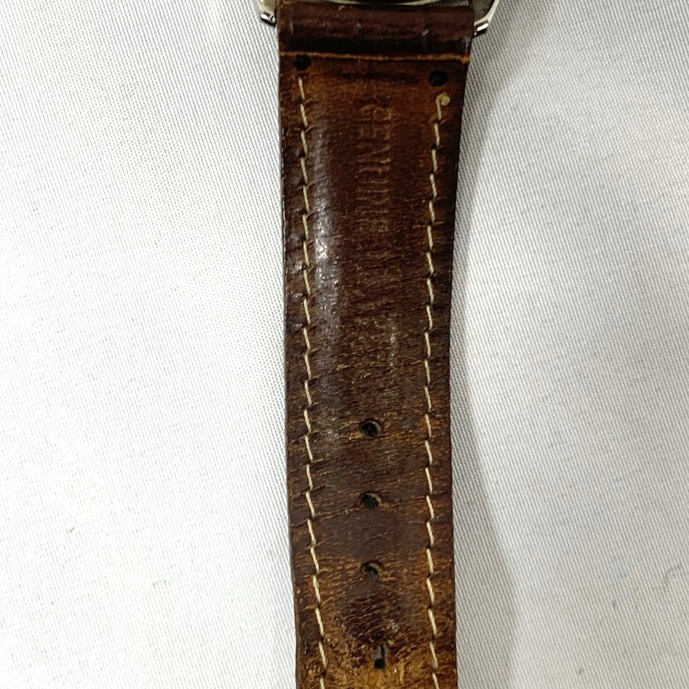 Disney Cruella DeVil Watch Marc Davis Leather Band NEW BATTERY Running‎ w/Box - Picture 5 of 9